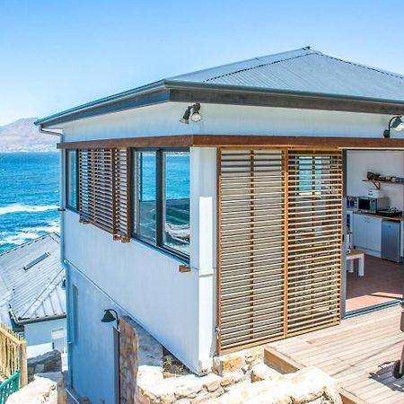 Modern Beach Apartment By Open Home Kalk Bay Luaran gambar