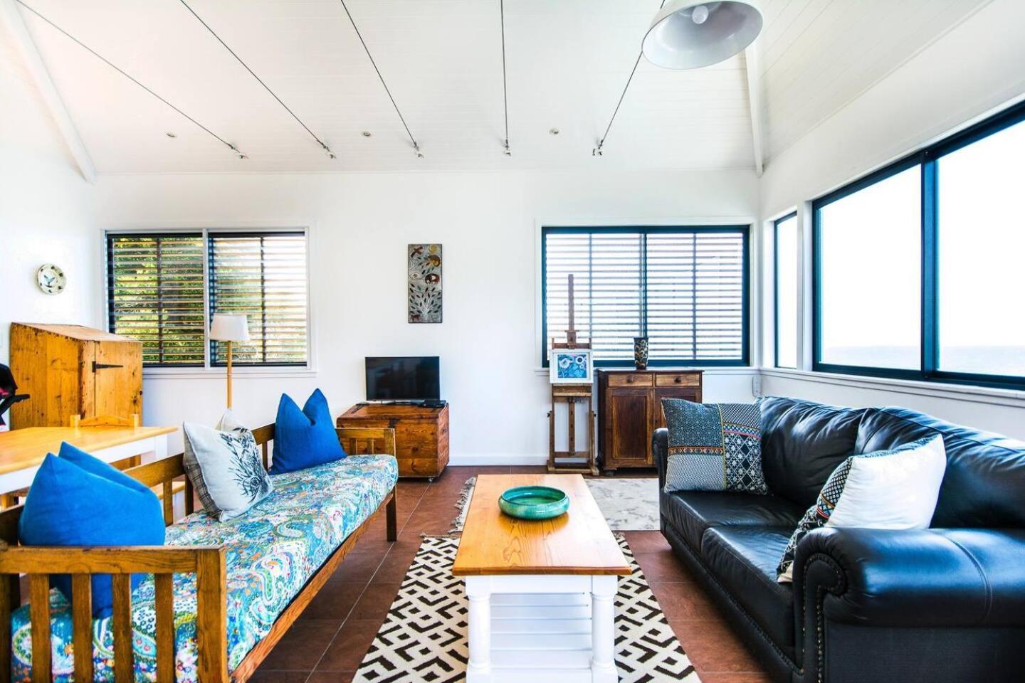Modern Beach Apartment By Open Home Kalk Bay Luaran gambar